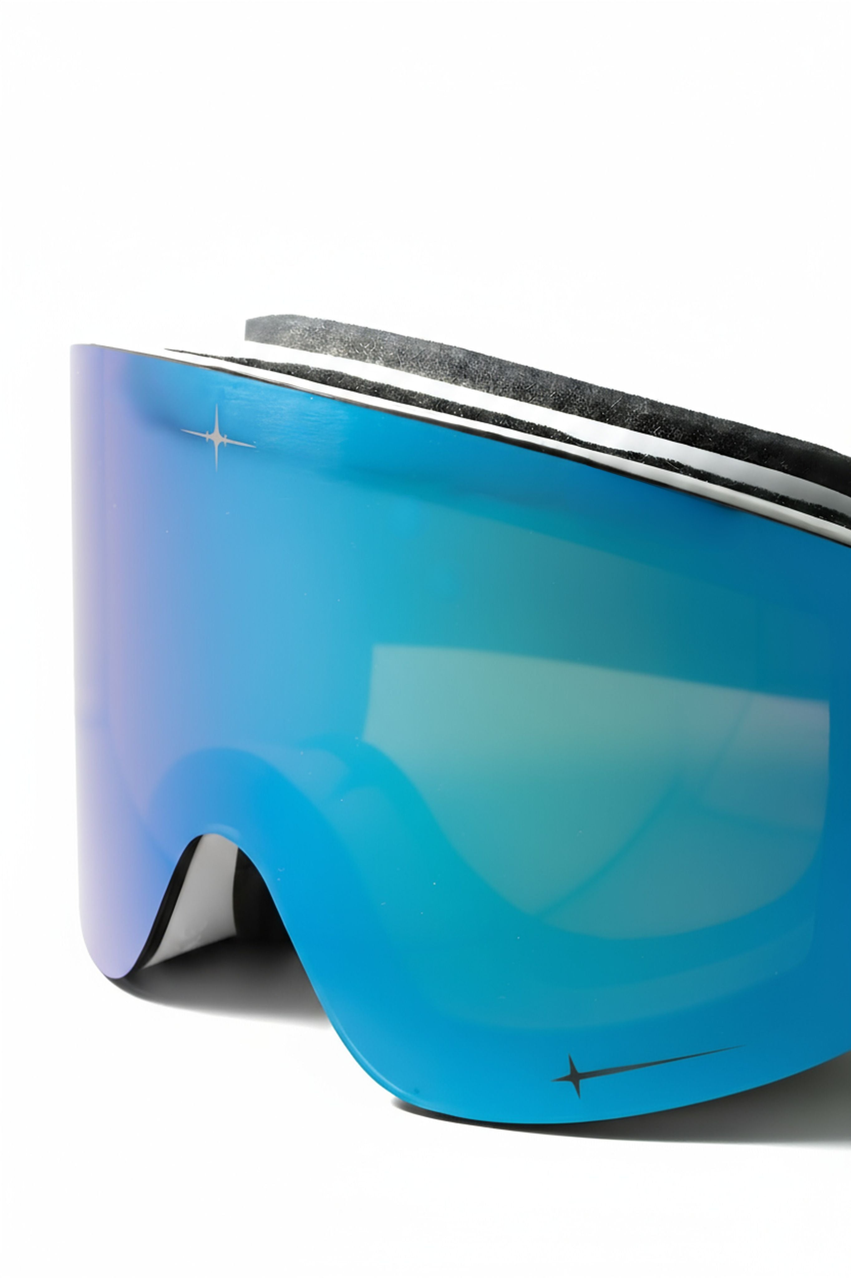ALPHA Magnetic Ski Goggles | Asian Fit | 3-Lens Kit |Silver Grey